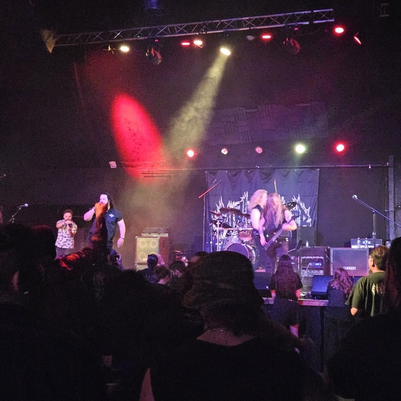 Meet your Posher, Kiersten - Picture 9 of 15